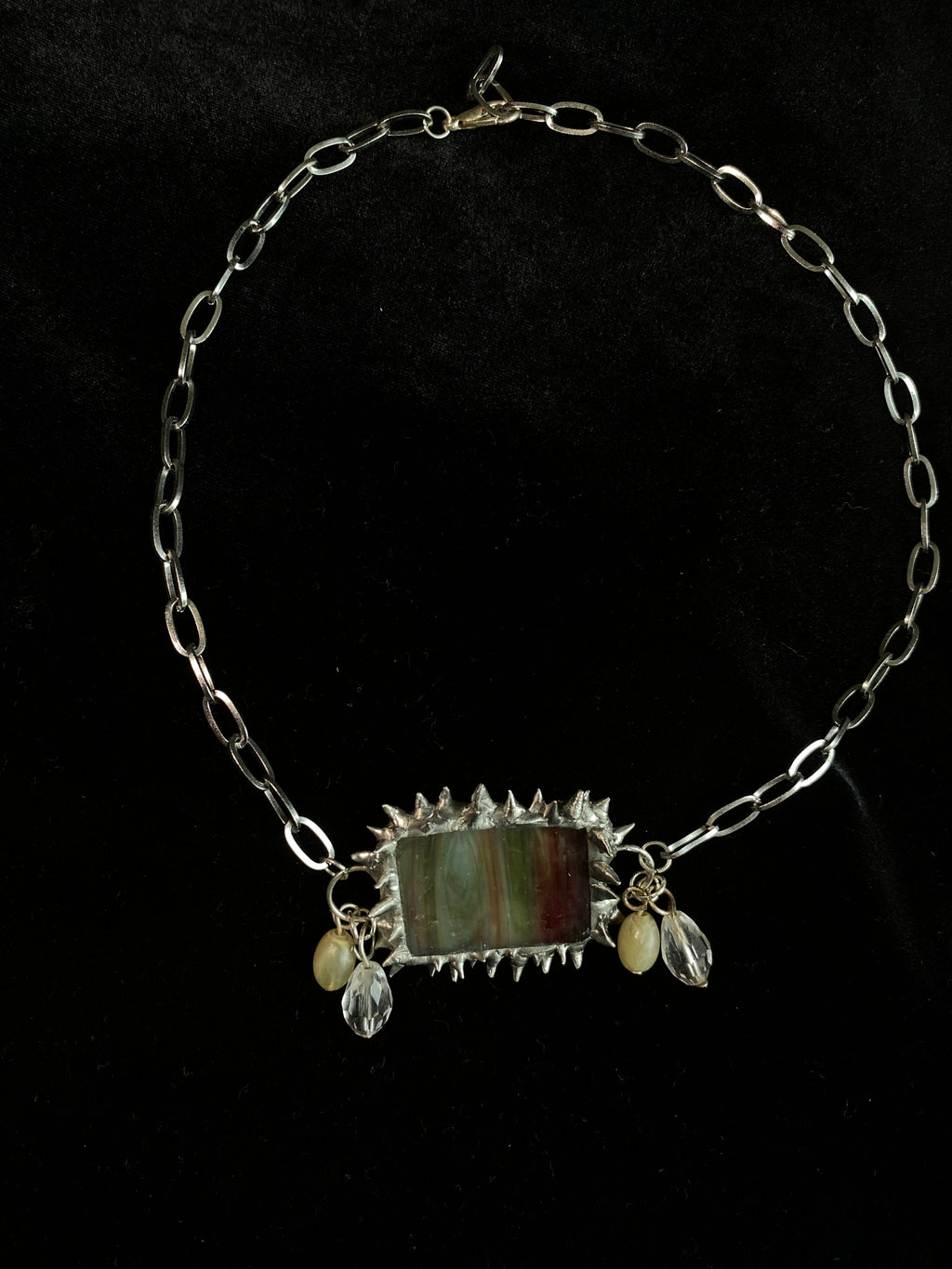 Spiked watermelon choker (flaw on glass)