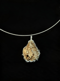 Stone claw choker