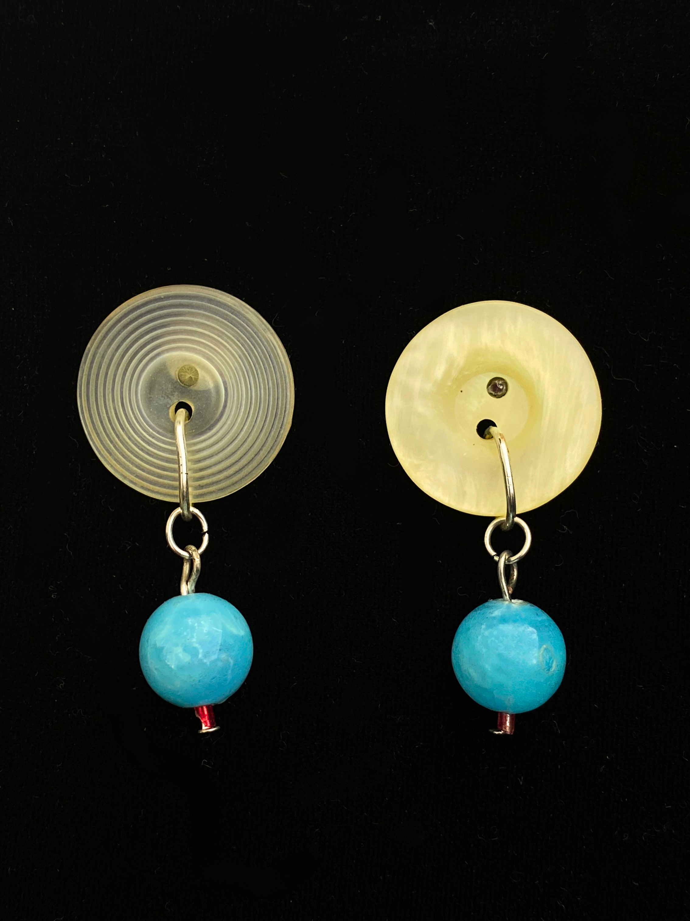 Mixed size vintage button stud earrings with vintage blue beads